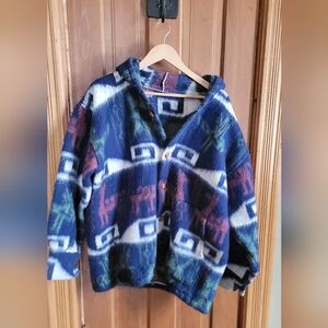Trendy Aztec print coat size large womens